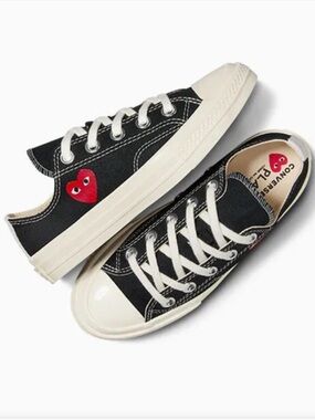 CONVERSE Comme Des Garçons Sneakers.